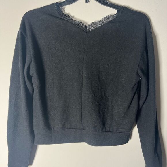 SELF ESTEEM Juniors' Lace-Trim V-Neck Top size women shirt, long sleeve Medium - Picture 4 of 5